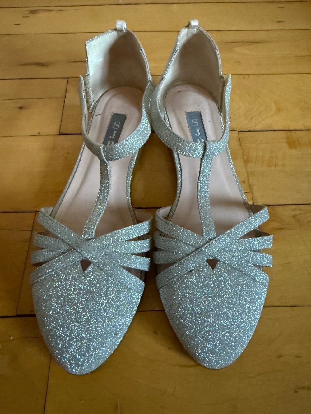 SJP by Sarah Jessica Parker Silver Glitter Flats 6.5